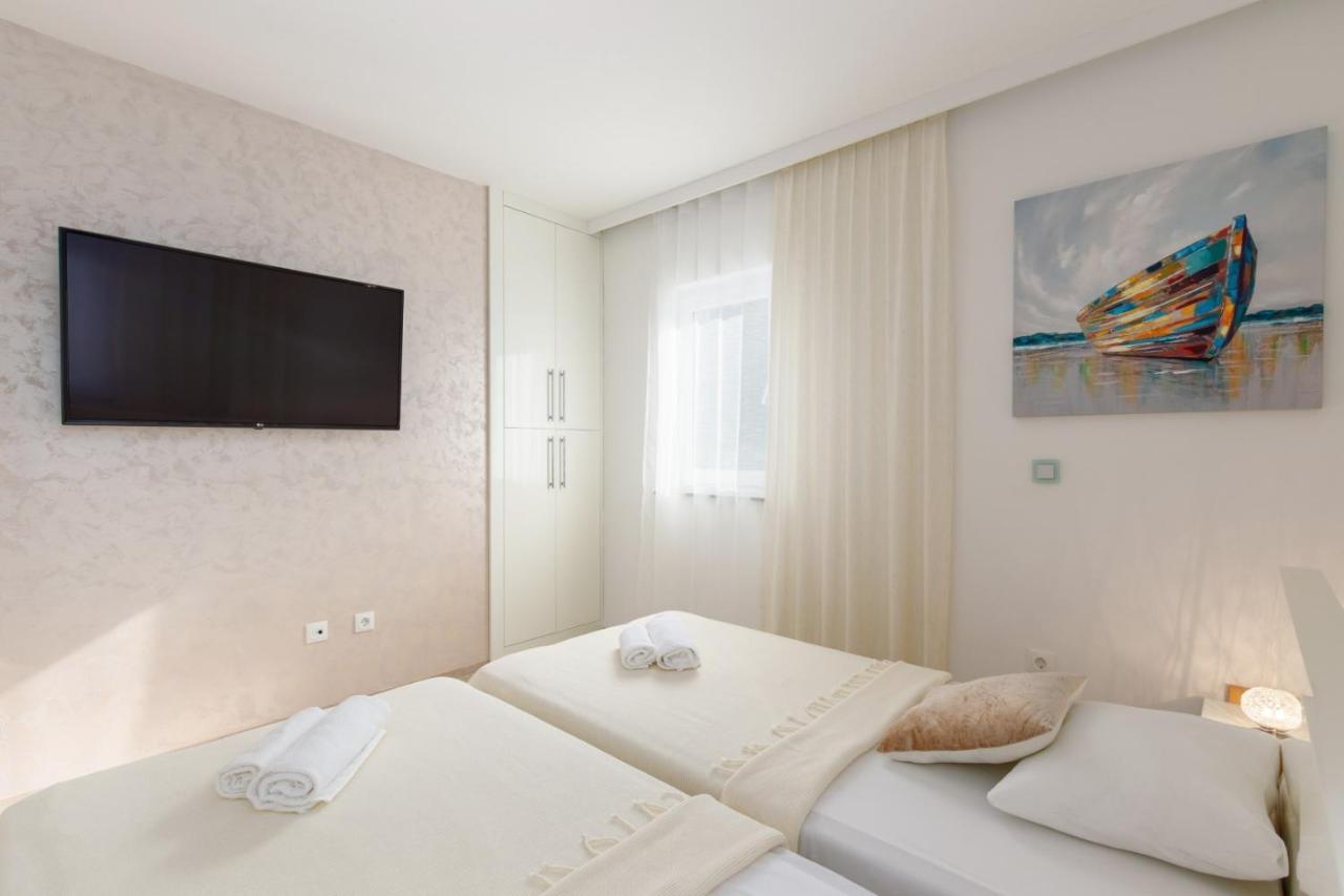 Tarari Luxury Apartament
