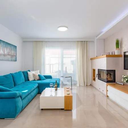 Tarari Luxury Apartment Baska  Exterior photo