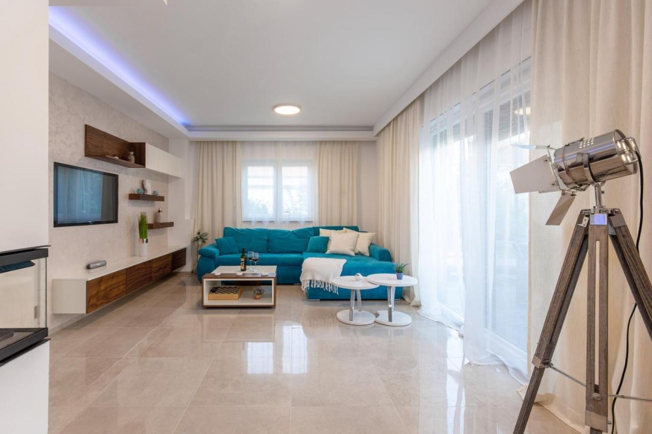 Apartment Tarari Luxury